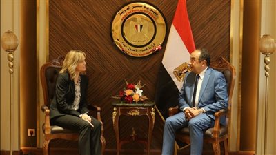 وزير قطاع الأعمال العام يبحث مع سفيرة النرويج بالقاهرة تعزيز التعاون وفرص الاستثمار