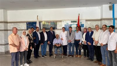 زيارة نقيب الصحفيين ووفد فلسطيني للاطمئنان على صحفية فلسطينية مصابة بالمستشفى الدولي بالدقهلية 