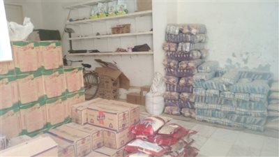 في حملة تموينية.. ضبط صاحب مخزن مواد غذائية 