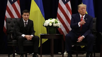 ترامب يعد زيلينسكى بإنهاء الحرب الروسية الأوكرانية وتحقيق السلام فى العالم