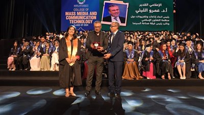 لدوره في خدمة الإنسانية.. جامعة مصر للعلوم والتكنولوجيا تكرم عمرو الليثي ” أفضل إعلامي” 