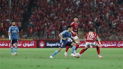 من يورو إلى الدوري المصري.. طاقم حكام ألماني يدير مباراة بيراميدز والأهلي