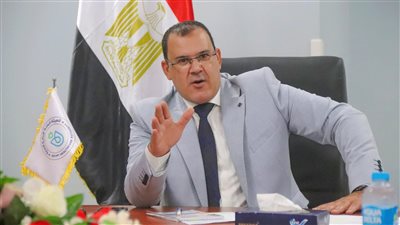 الإجتماع اليومي لفرع الرعاية الصحية بالسويس يبحث متابعة موقف المستلزمات الطبية والأدوية