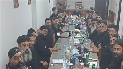 أسقف السويس يجتمع بكهنة إيبارشية المحافظة