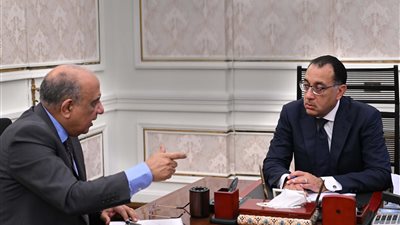 رئيس الوزراء يستعرض مع وزير الكهرباء أهم مستجدات عمل الوزارة
