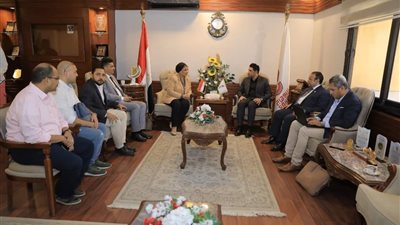 نائب وزير الصحة توصي بمتابعة حل المشكلات في وحدات الرعاية الأساسية وأقسام الطوارىء