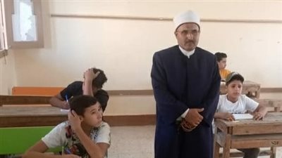  رئيس الأزهر بالسويس يتابع سير إمتحانات الدور الثاني لسنوات النقل
