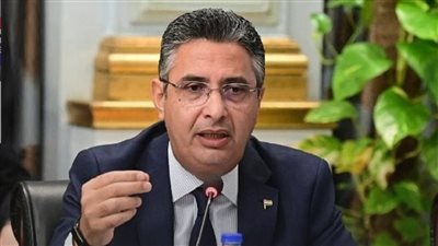 وزير التموين: عدم المساس بسعر رغيف الخبز المدعم بعد تحريك السولار