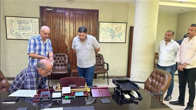 فى زيارة مفاجئة.. وزير الكهرباء يتفقد قطاع شبكات المدن الجديدة بالعاشر من رمضان