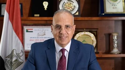 سويلم يتابع حالة محطات رفع المياه ومجهودات مصلحة الميكانيكا والكهرباء خلال فترة أقصى الإحتياجات 