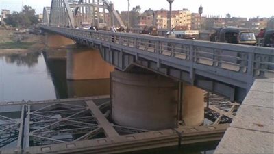 أسفل كوبرى سمنود الملاحي.. كشف ملابسات جنوح العوامة المتواجدة بالمجرى المائي لنهر النيل