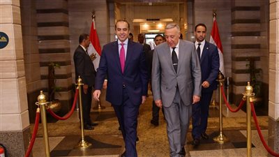 وزير الشئون النيابية يلتقى المستشار بولس فهمى رئيس المحكمة الدستورية العليا