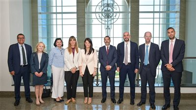 المشاط  تلتقي وفدًا رفيع المستوى من البنك الأوروبي لإعادة الإعمار والتنمية