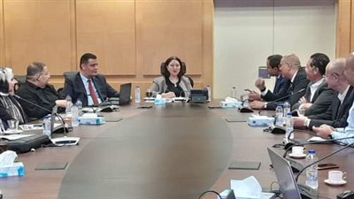 نائبة وزيرة التضامن تجتمع مع فريق عمل المنظومة الإلكترونية المتكاملة للعمل الأهلي
