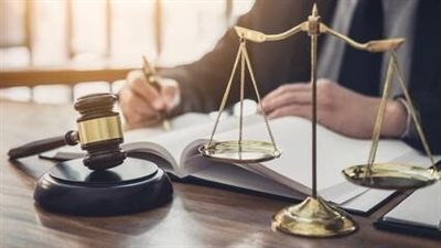 ضبط شخصين بتهمة التعدى على تاجر فاكهة وإكراهه على توقيع إيصالات أمانة 