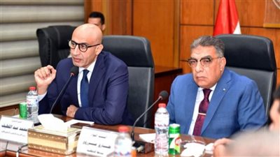 محافظ الدقهلية ووزير التربية والتعليم يعقدان اجتماعا موسعاً بقيادات مديرية التربية والتعليم بالمحافظة 