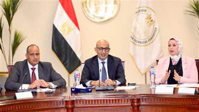 وزير التربية والتعليم يترأس المجلس الأعلى للأمناء والآباء والمعلمين