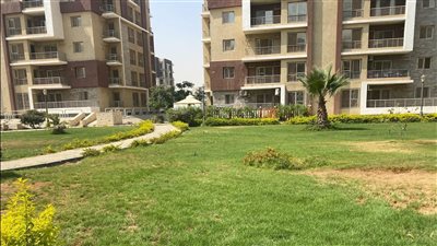 وزير الإسكان يعلن موعد تسليم وحدات مشروع جنة بمدينة القاهرة الجديدة