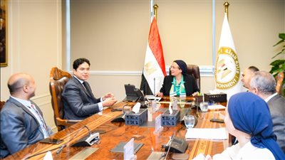 وزيرة البيئة تستقبل عددا من أعضاء مجلس النواب لمناقشة بعض القضايا والمشكلات البيئية 