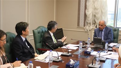 وزير الكهرباء يبحث مع سفير اليابان ووفد