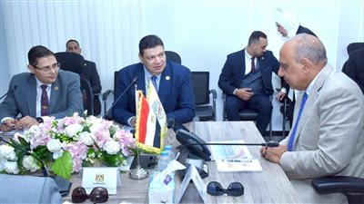  وزير الكهرباء يجتمع بقيادات هيئة المحطات النووية داخل موقع الضبعة