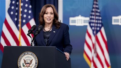 كامالا هاريس تختار حاكم ولاية مينيسوتا تيم فالز لمنصب نائب الرئيس
