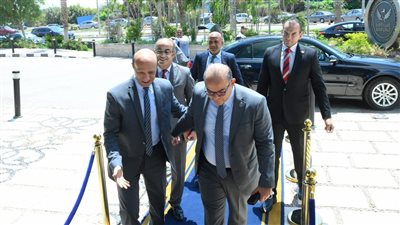 الرئيس يصدر قراراَ بتجديد تكليف الدكتور محمد فريد صالح قائمًا بأعمال رئيس الهيئة العامة للرقابة المالية 