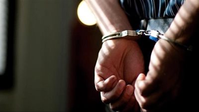  لراغبى السفر للعمل بالخارج.. ضبط شخص بتهمة النصب على المواطنين 