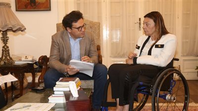 وزير الثقافة يستقبل المُشرِف على المجلس القومي للأشخاص ذوي الإعاقة لتعزيز التعاون 