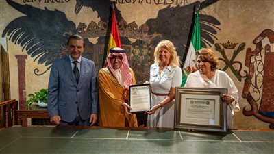 حاكمة مربيا بأسبانيا تستقبل رئيس المنظمة العربية للسياحة