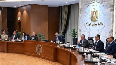رئيس الوزراء يُتابع جهود تيسير دخول وخروج المستثمرين والبضائع من وإلى سيناء