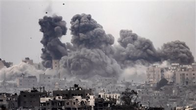 استشهاد 56 فلسطينيا إثر قصف إسرائيلى متواصل على قطاع غزة 