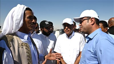 رئيس الوزراء يتفقد الأراضي البديلة المُخصصة للأسر المُستحقة لتنفيذ السكن البديل بمنطقة 