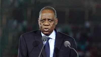 وفاة عيسى حياتو رئيس الكاف الأسبق في باريس 