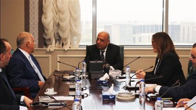 وزير الكهرباء يستقبل اعضاء لجنة الطاقة والبيئة  بمجلس النواب للتعاون 