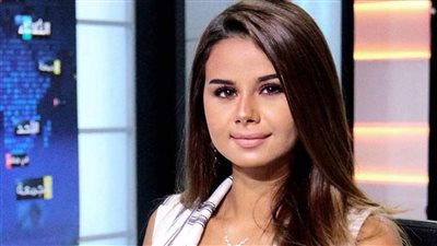 بعد ضبط زوجته.. القبض على حارس العقار في واقعة سرقة الفنانة منة عرفة