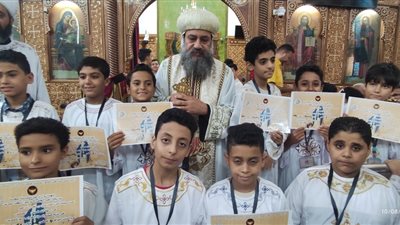 رسامة ٥٧ شماس جديد بكنيسة العذراء مريم بالسويس