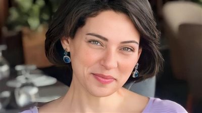 التدريس.. نورهان تفاجئ الجميع بانتمائها لمهنة غير التمثيل