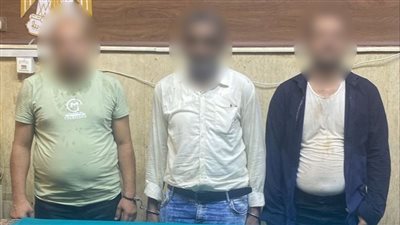 بسبب خلافات مالية.. ضبط 3 أشخاص لقيامهم بإكراه آخر على توقيع إيصالات أمانة 
