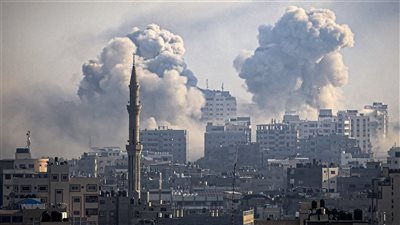 رئيس وزراء باكستان يدين الغارة الإسرائيلية على مدرسة بمدينة غزة