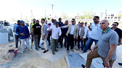 وزير الإسكان يتفقد وحدات المبادرة الرئاسية 