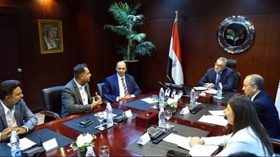  العامة للاستثمار وبلاك آند ديكر الأميركية تبحثان إنشاء أول مصنع للمعدات والأدوات الكهربائية في منطقة الشرق الأوسط وأفريقيا