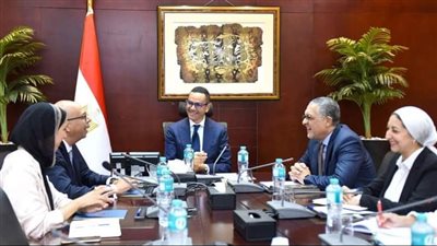 وزير الاستثمار يلتقى المدير التنفيذي لمجموعة سان جوبان مصر 