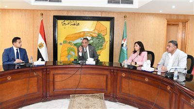 محافظ الفيوم يلتقي متدربي مشروع الدعم الفني لتخطيط وتصميم مواقع مشروعات الخدمات المحلية 