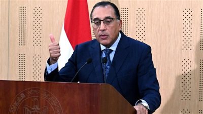 رئيس الوزراء: لا نتدخل فى سعر الصرف 