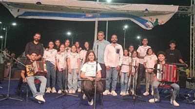 تواصل العروض الفنية بمعرض السويس الثاني للكتاب