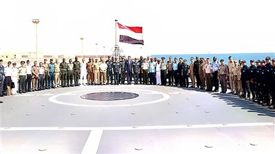  القوات المسلحة تنظم زيارة لوفد من الملحقين العسكريين العرب والأجانب المعتمدين لقاعدة برنيس البحرية
