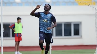 الحبس 6 أشهر للمتهم بسرقة شقة مهاجم بيراميدز 