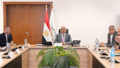 سويلم يتابع موقف النقاط الساخنة خلال فترة أقصى الإحتياجات المائية