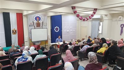 تعليم السويس تبحث الإستعدادات النهائية لإستقبال العام الدراسي الجديد  